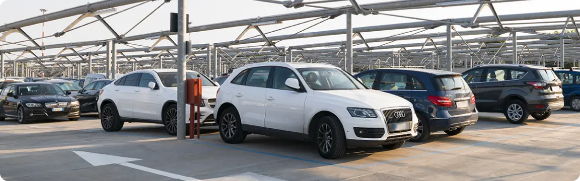 Uno dei parcheggi all'interno dell'aeroporto di Catania